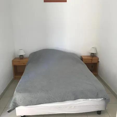 A Apartment Cozzano